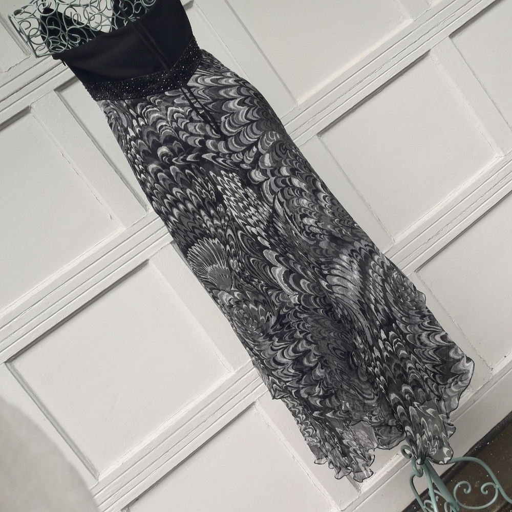 Laundry by Shelli Segal Dresses for Date Night NWT - Picture 14 of 16